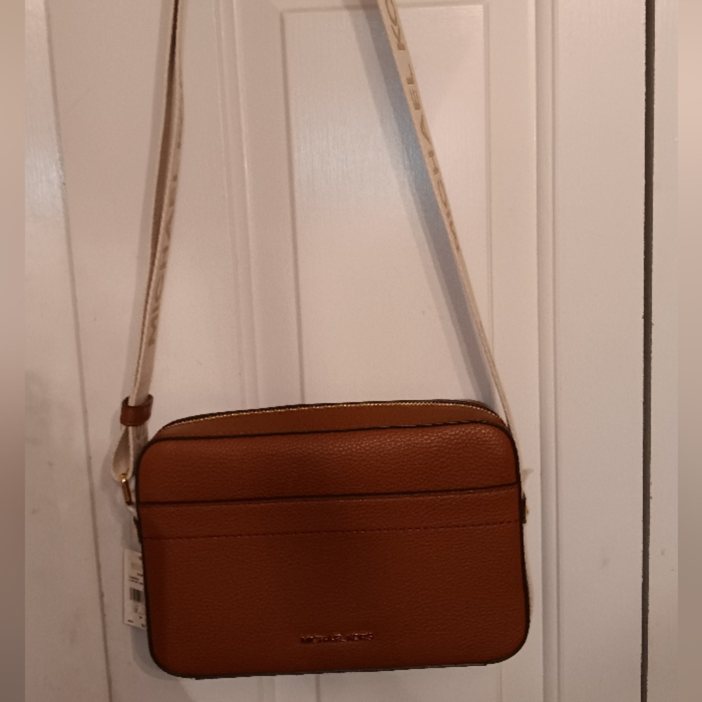 Michael Kors Crossbody Bag - Picture 2 of 16